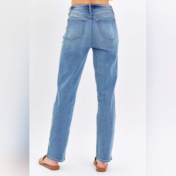 Just In !! JUDY BLUE Full Size High Waist Straight Jeans - Picture 6 of 11